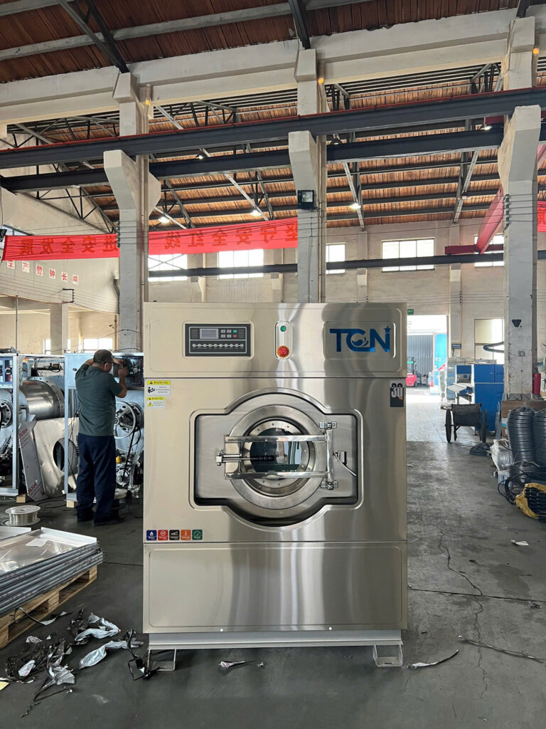 Ưu điểm nổi bật của máy giặt công nghiệp 30kg KINGWASH