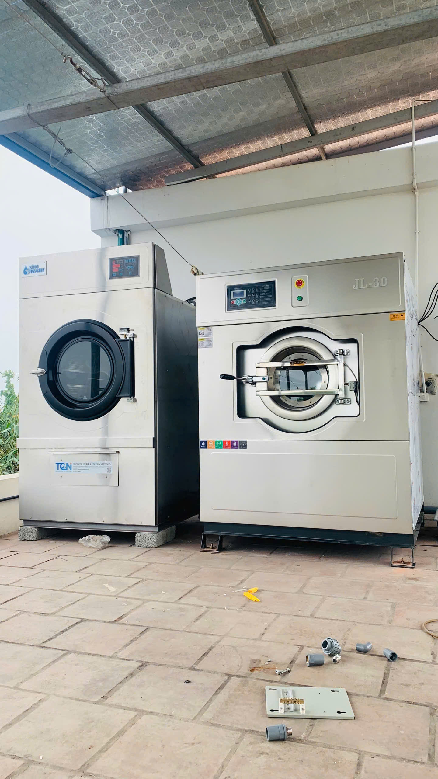 Làm thế nào để giảm tiếng ồn khi sử dụng máy giặt công nghiệp ?